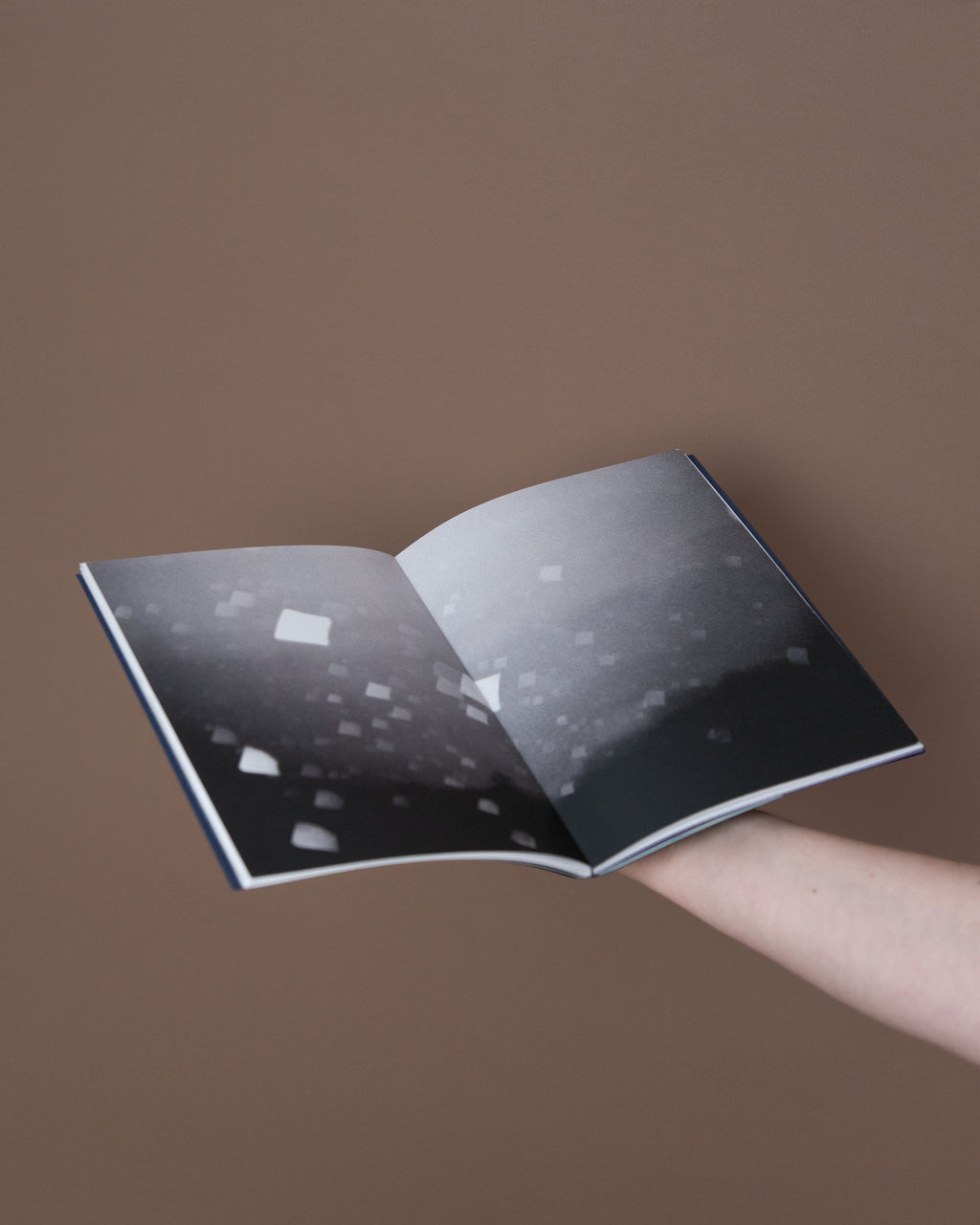 WHERE THE SEA ENDS  di Lorenzo Manca